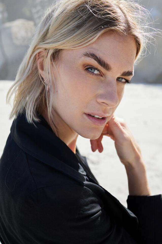 7. Bild von Farina F. aus seiner Sedcard