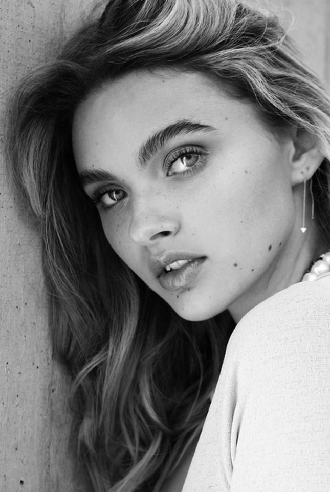 12. Bild von Sierra Morgan S. aus seiner Sedcard