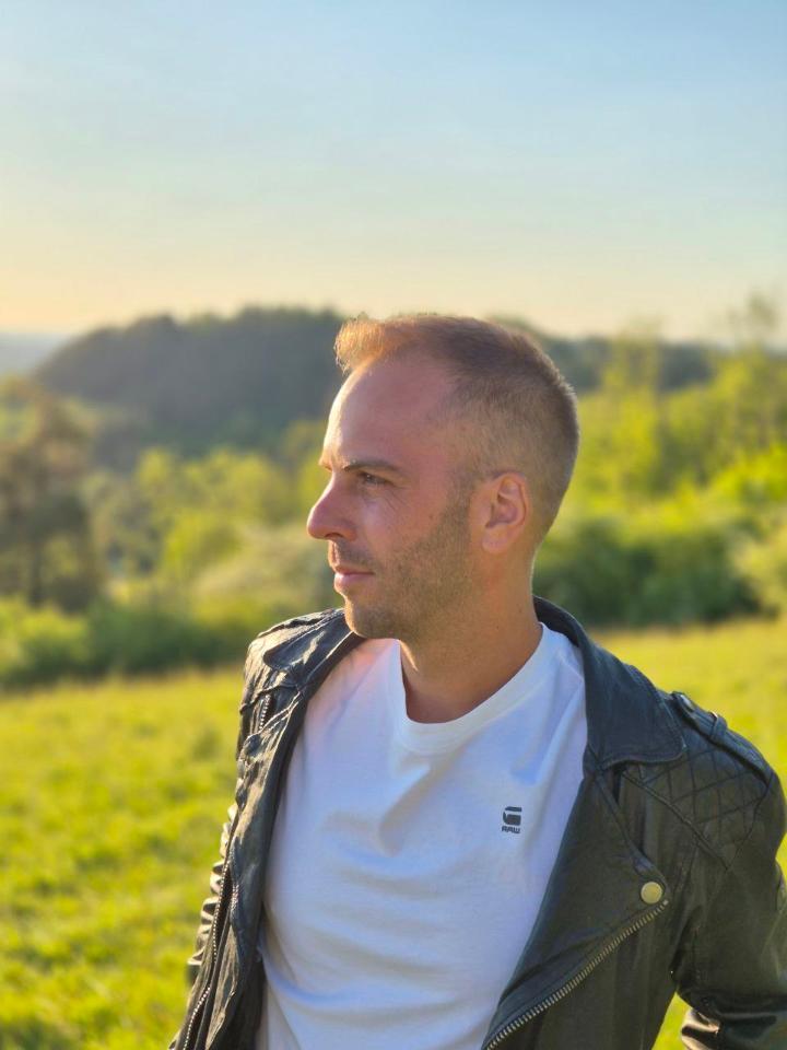 4. Bild von Pierre P. aus seiner Sedcard