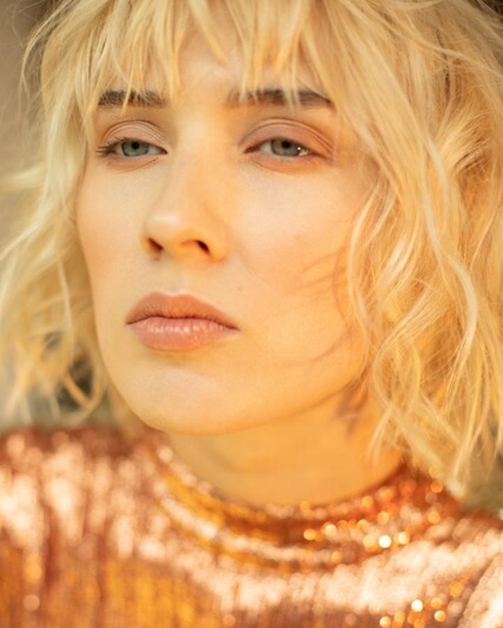 Anastasiia G. ist ein weibliches Commercials Model mit blauen Augen und blonden Haaren aus Stuttgart