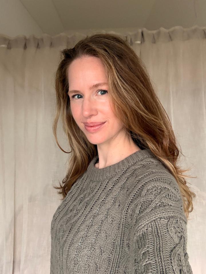 4. Bild von Theresia T. aus seiner Sedcard