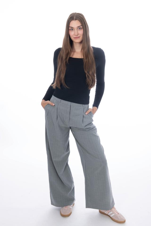 8. Bild von Mila M. aus seiner Sedcard