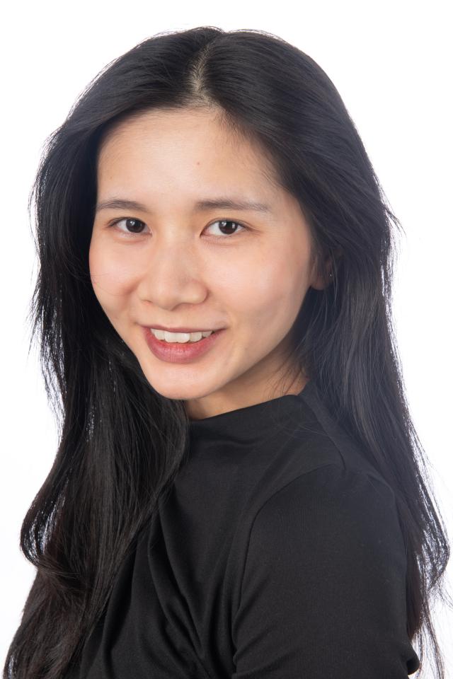 Hai Mi L. ist ein weibliches People Model mit braunen Augen und schwarzen Haaren aus Mannheim