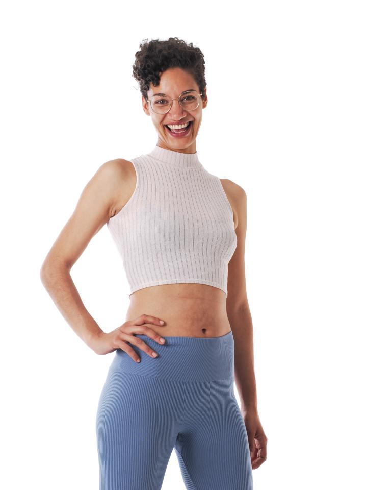 8. Bild von Aline A. aus seiner Sedcard