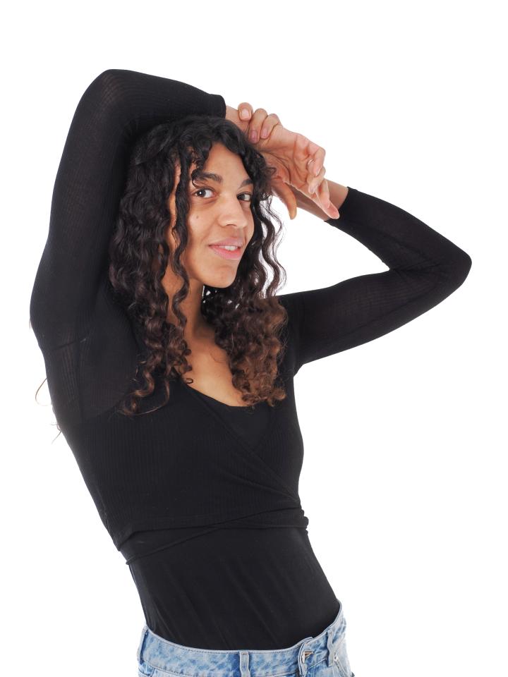 5. Bild von Nora N. aus seiner Sedcard