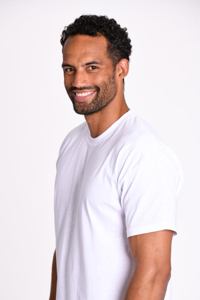 Lukas B. ist ein männliches Sport Model mit braunen Augen und schwarzen Haaren aus Frankfurt