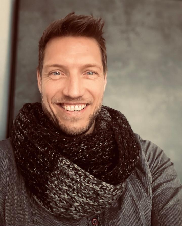 8. Bild von Alex A. aus seiner Sedcard