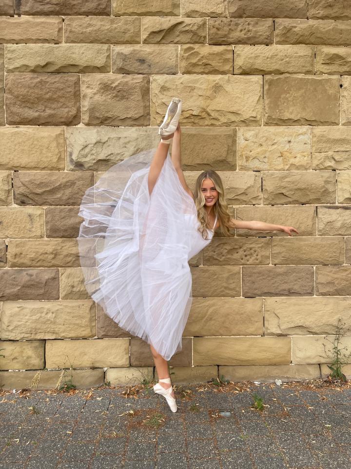 10. Bild von Vivien V. aus seiner Sedcard