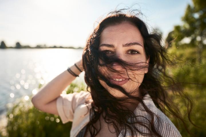 Christina N. ist ein weibliches People Model mit braunen Augen und braunen Haaren aus Stuttgart