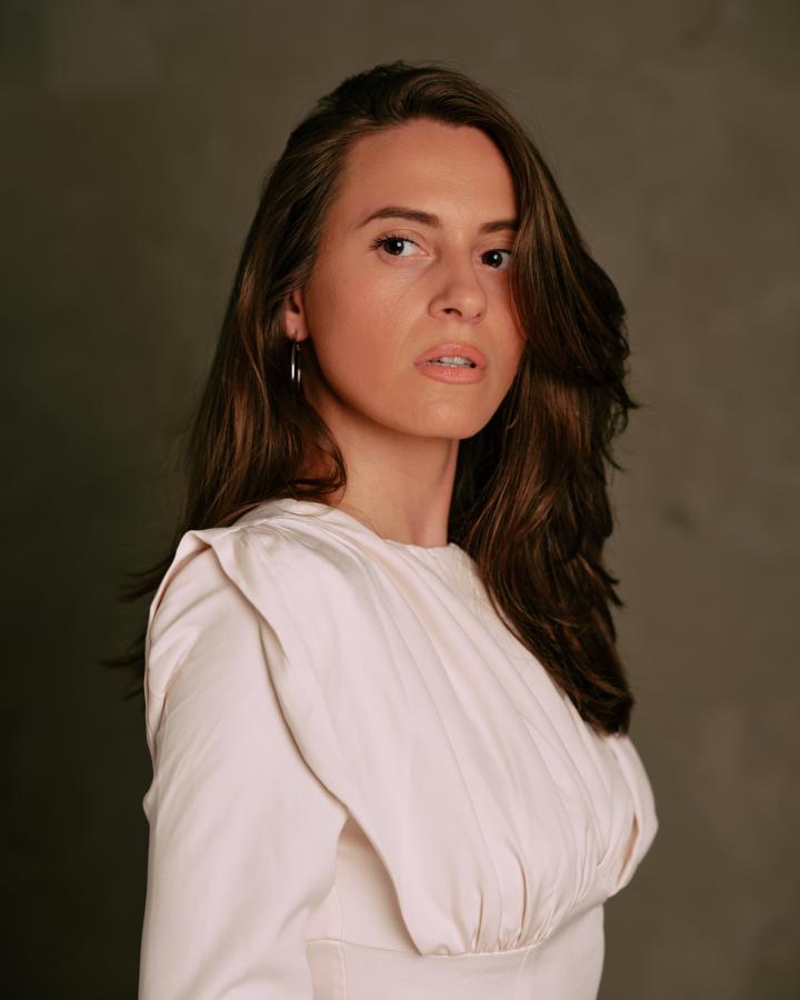 2. Bild von Klara K. aus seiner Sedcard