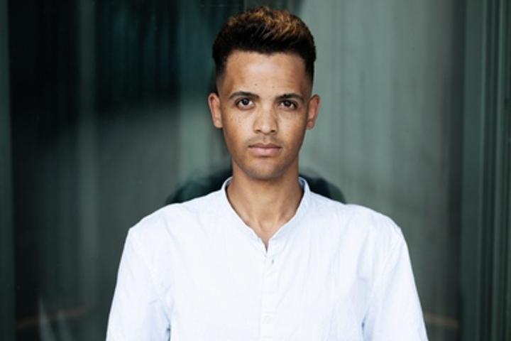 6. Bild von Ismael I. aus seiner Sedcard