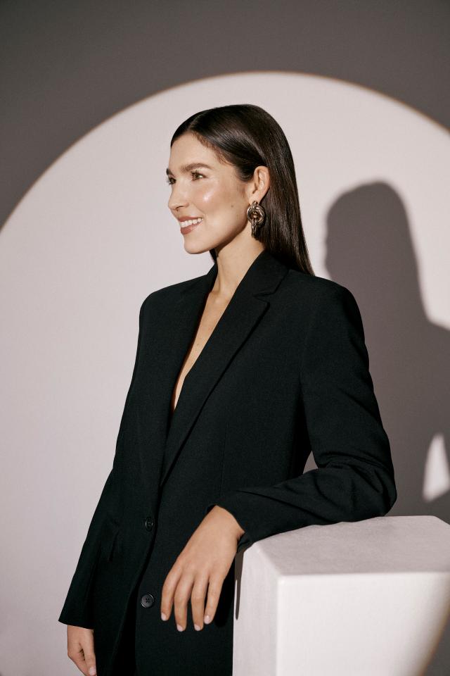 5. Bild von Anne A. aus seiner Sedcard