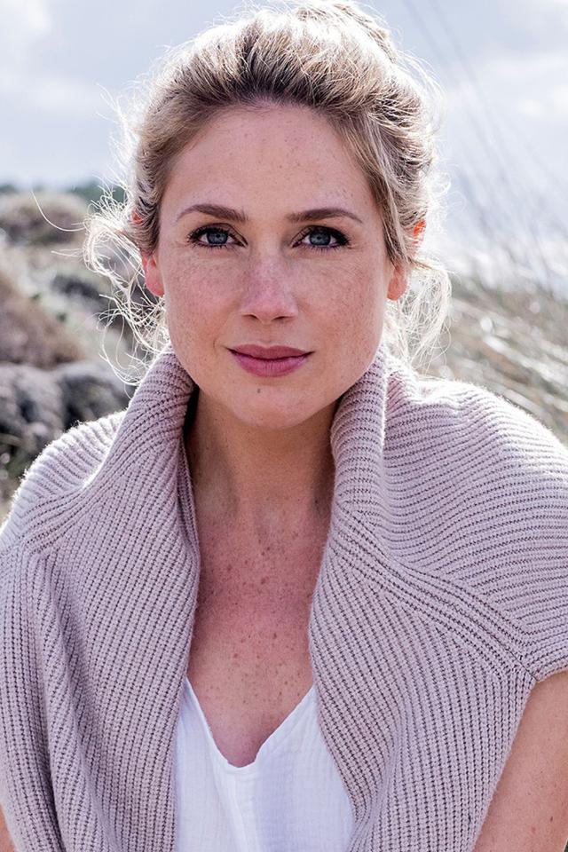 Anke Diana H. ist ein weibliches Models Model mit blauen Augen und blonden Haaren aus Stuttgart
