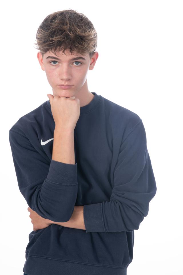 4. Bild von Mika M. aus seiner Sedcard