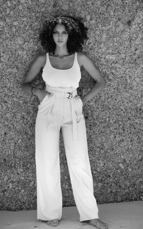 13. Bild von Muzit  M. aus seiner Sedcard