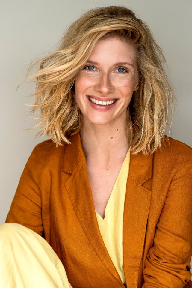 Ann-Sophie K. ist ein weibliches Models Model mit blauen Augen und blonden Haaren aus München
