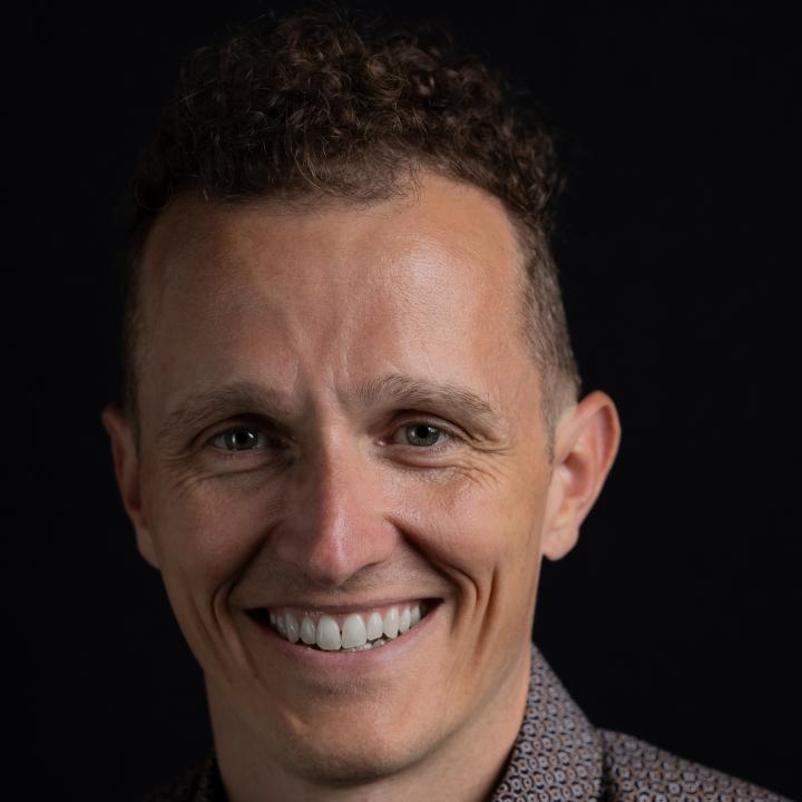 Achim H. ist ein männliches Actors Model mit grau-grünen Augen und hellbraunen Haaren aus Mannheim