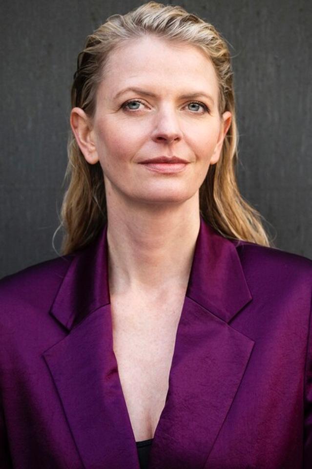 Kathrin K. ist ein weibliches Models Model mit blauen Augen und blonden Haaren aus Stuttgart