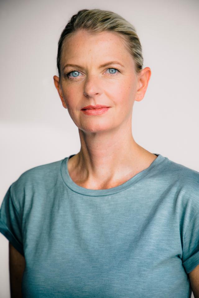 Kathrin K. ist ein weibliches Actors Model mit blauen Augen und blonden Haaren aus Stuttgart