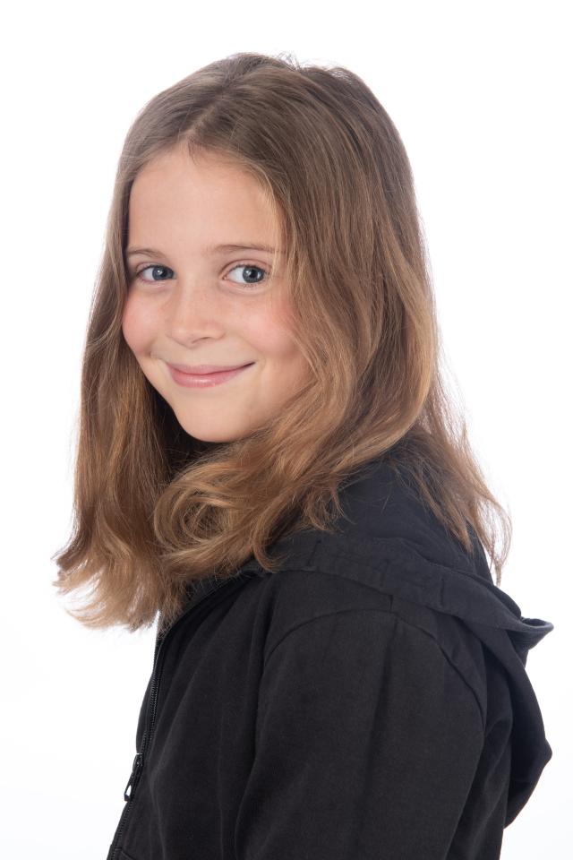 Maja S. ist ein weibliches People Model mit blauen Augen und blonden Haaren aus Tübingen