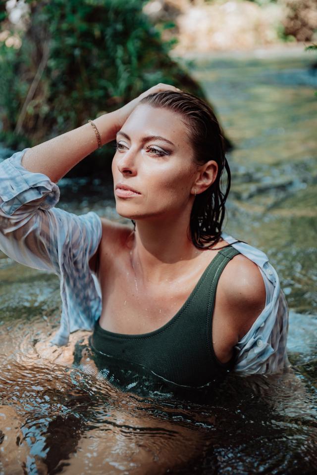 8. Bild von Nathalie N. aus seiner Sedcard