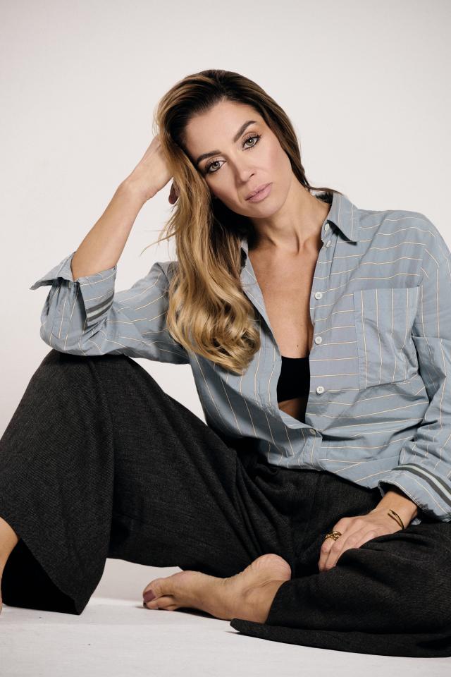 4. Bild von Elisa E. aus seiner Sedcard