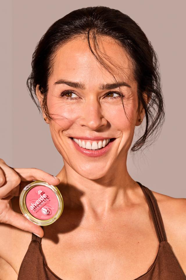 4. Bild von Julia J. aus seiner Sedcard