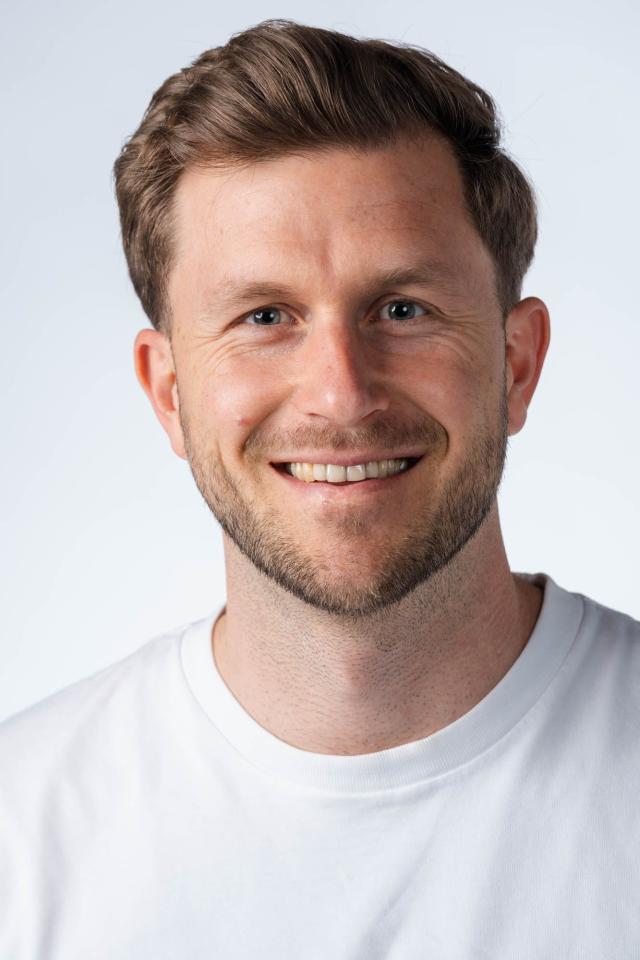 Jannik R. ist ein männliches Sport Model mit grün-blauen Augen und dunkelblonden Haaren aus Stuttgart