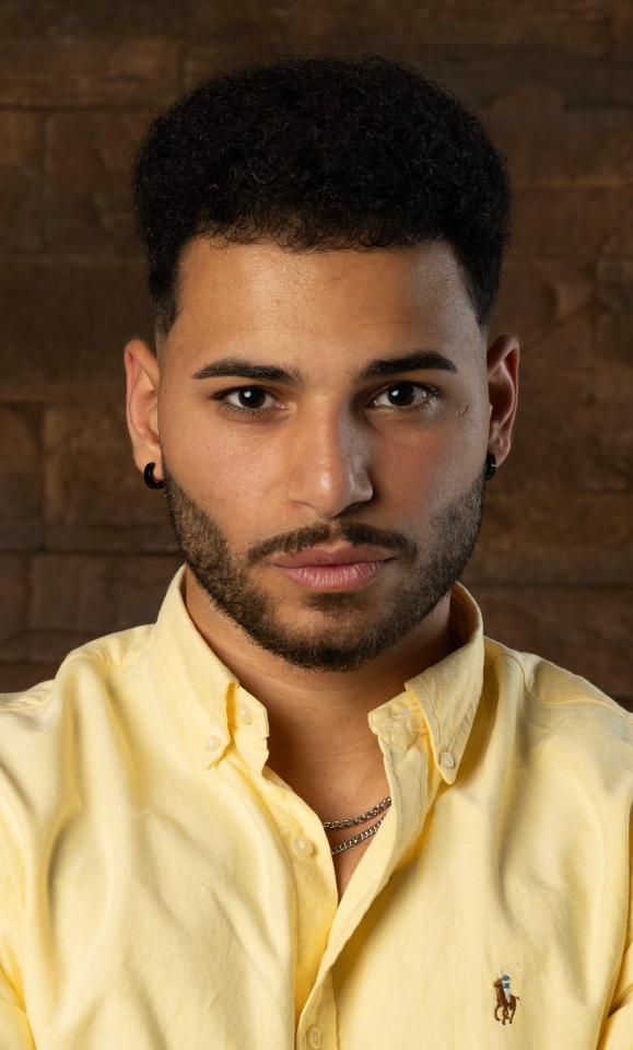 Mehdi Y. ist ein männliches People Model mit braunen Augen und schwarzen Haaren aus Stuttgart