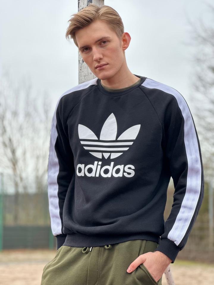 3. Bild von Finn-Léon F. aus seiner Sedcard