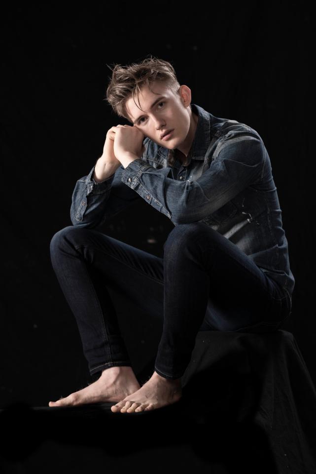 26. Bild von Finn-Léon F. aus seiner Sedcard