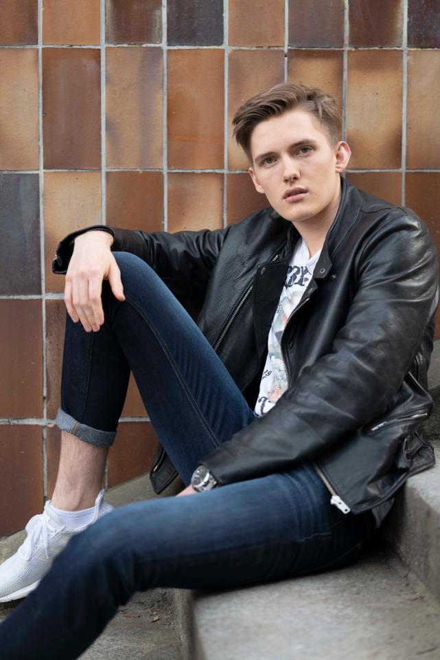 25. Bild von Finn-Léon F. aus seiner Sedcard