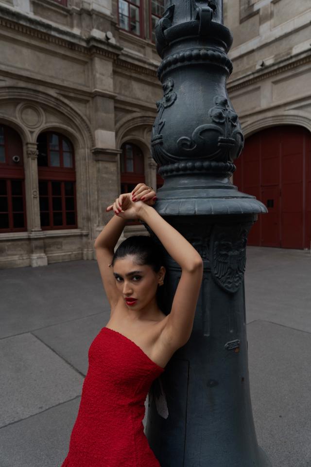 9. Bild von Maryam M. aus seiner Sedcard