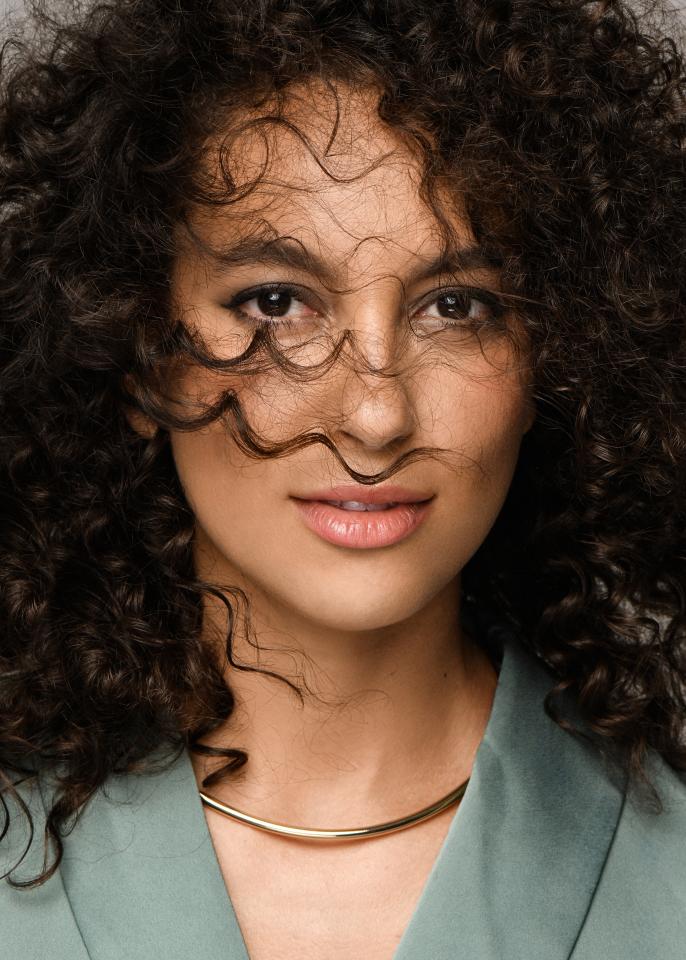 Weibliches Model aus unserer People of Color Kategorie