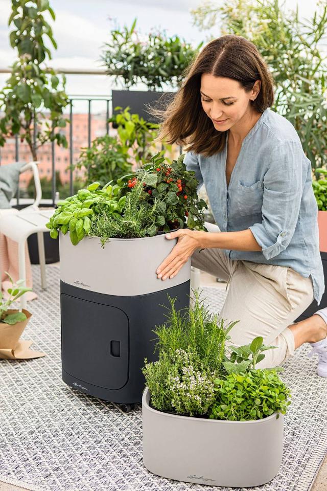 7. Bild von Simona S. aus seiner Sedcard